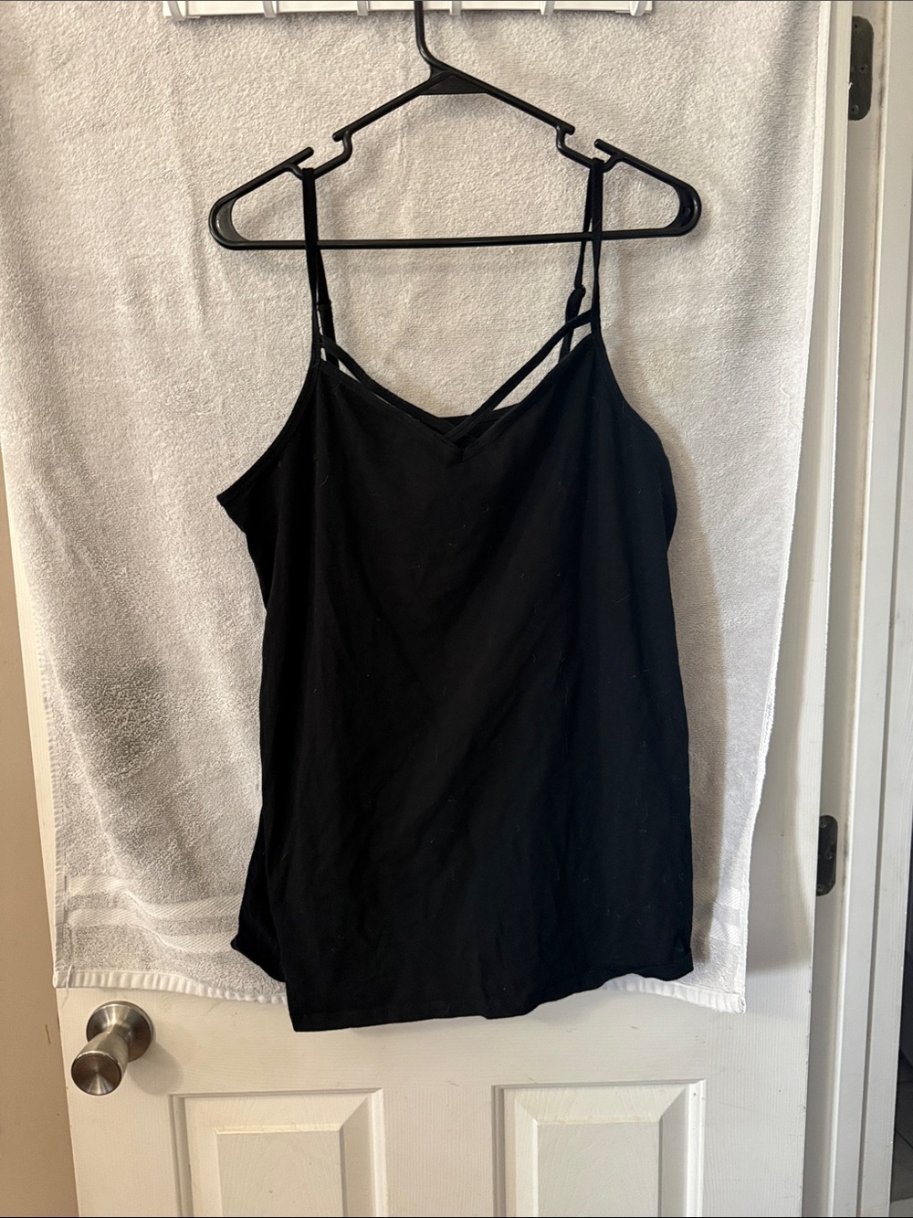 torrid Black Double-Strap V-Neck Tank